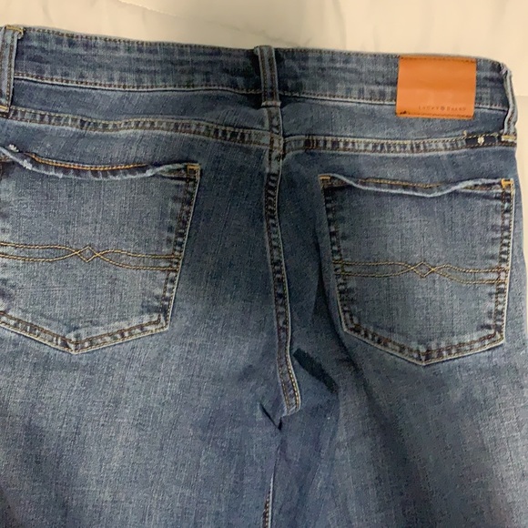 Lucky Brand boot cut jeans size 6 - Picture 3 of 3